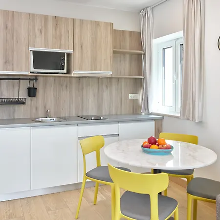 Maistra Select Srebreno Apartamento *