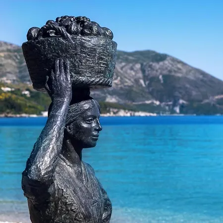 Maistra Select Srebreno مْليني