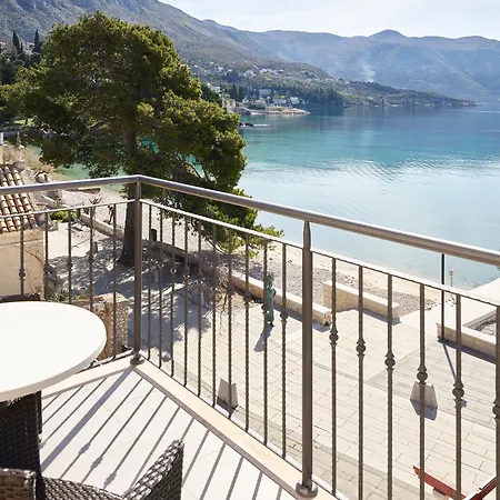 Maistra Select Srebreno شقة مْليني