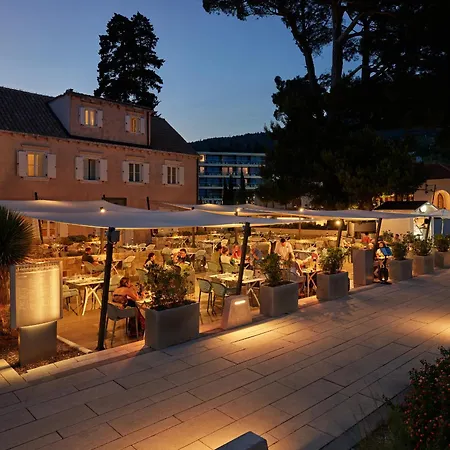 Maistra Select Srebreno مْليني