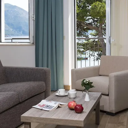 Maistra Select Srebreno アパート ムリニ