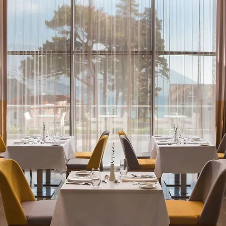 Maistra Select Srebreno شقة مْليني