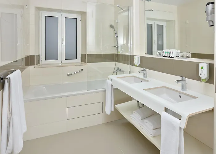 Maistra Select Srebreno Daire *