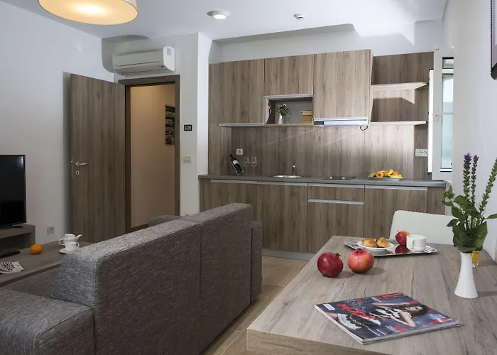 Maistra Select Srebreno * Mlini